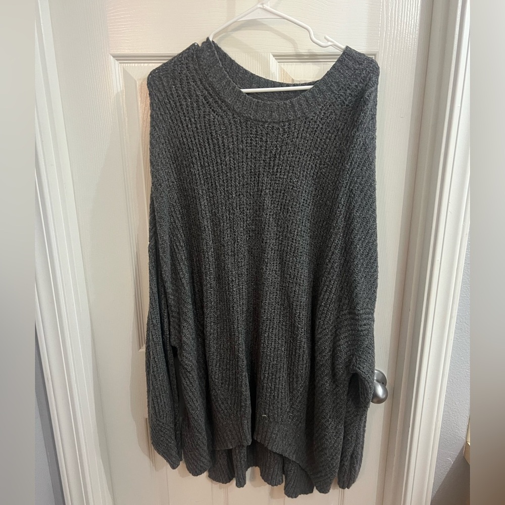 American Eagle oversized Gray Sweater